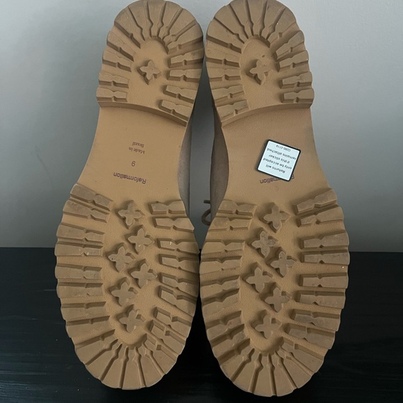 Reformation suede lug sole loafers - Picture 3 of 4